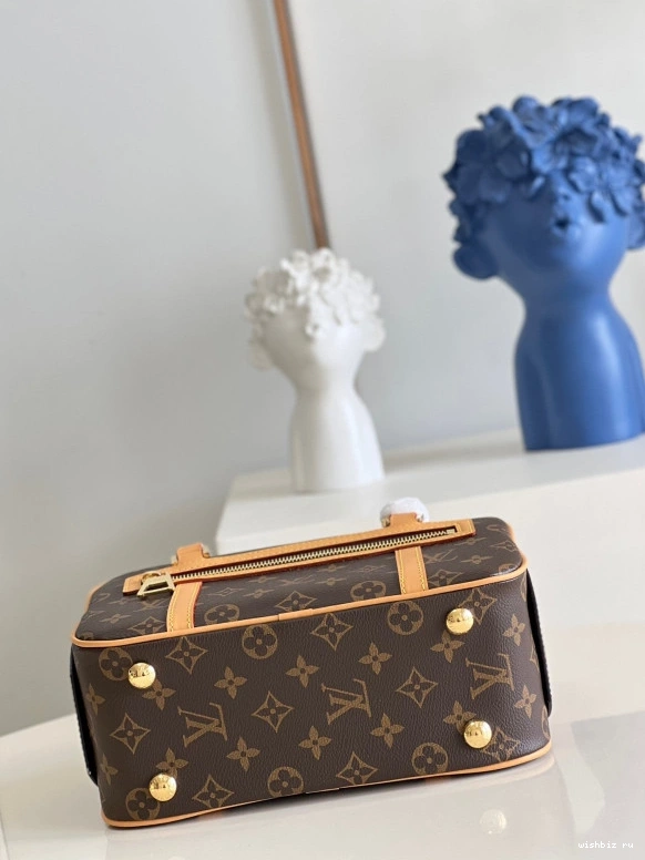 WIS CITE LOUIS VUITTON 0718